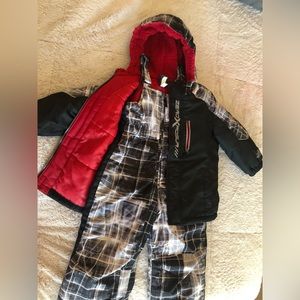 Boys Zero Xposur Snow Suit Size 5/6 Jacket Coat Bibs Pants Snowsuit